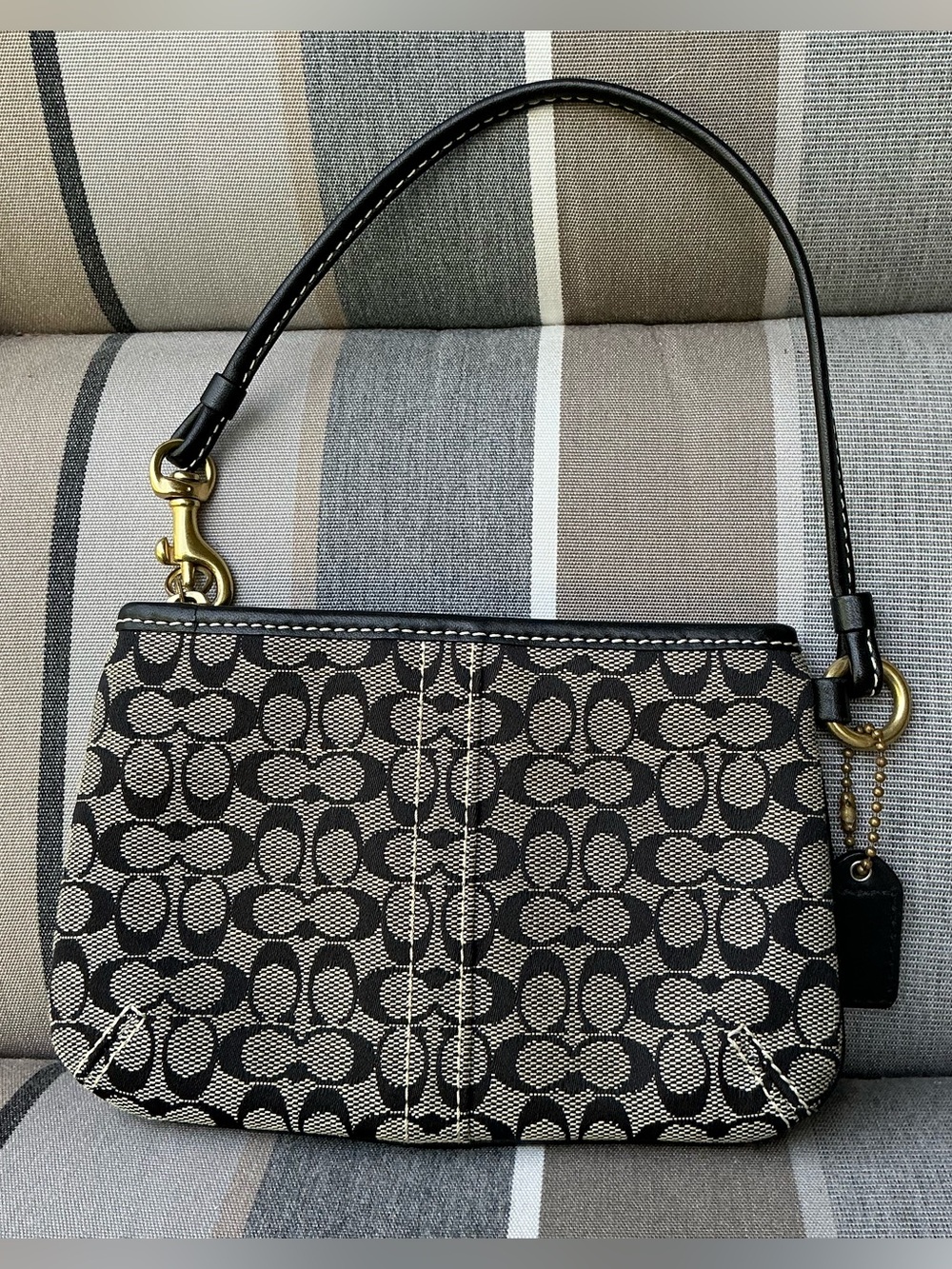 Coach Vintage Black and Gray/Brown Signature Canvas Mini Wristlet - Picture 2 of 9